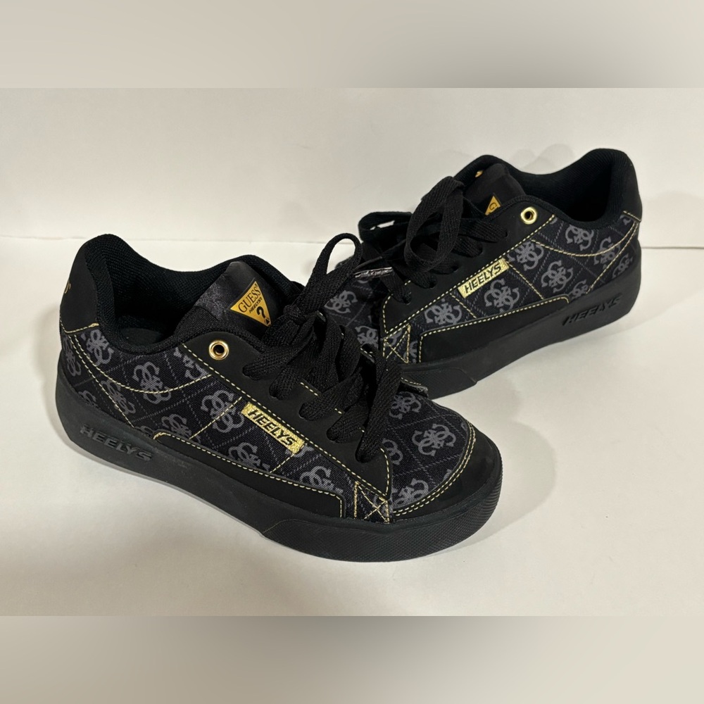 New Heelys Guess K1NG Collaboration Shoes Boys Black Gold Size Youth 2